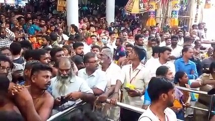 அழகர் கோவில் பதினெட்டாம்படி கருப்பண்ண சாமி சன்னதி கதவுகள் திறப்பு..பூப்பல்லக்கில் வந்த கள்ளழகர்