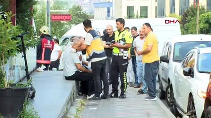 Bağcılar'da iki minibüs çarptı: 5 kişi yaralandı
