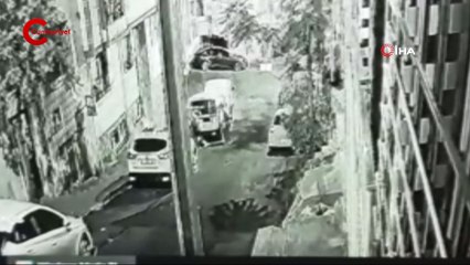 İstanbul’da akıl almaz cinayet: Arabaya çarpıp boynu kırıldı, bıçaklandı