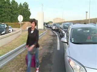 French cabbies angry at Uber block Paris airports