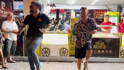 Bu Biraz Farklı Değil mi - Yeni Sezon Şovlarım 33. Video