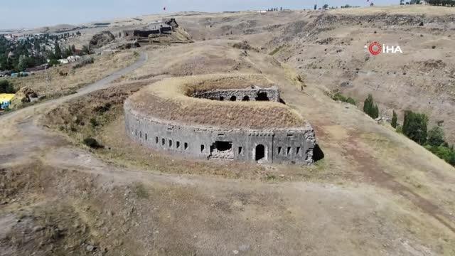 Kars kültür sanat haberi | Kars'ta bir tarih gözler önünde yok oluyor