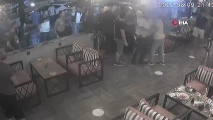 Kafede meydan savaşı gibi kavga