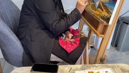 "Ev hanımı ressam" sergi salonu açarak hayalini gerçekleştirdi