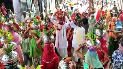 Video : कलश यात्रा के साथ श्रीमद् भागवत कथा का आगाज