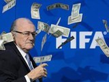 Protester interrupts Blatter press conference