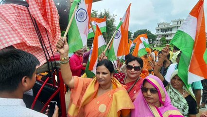 24 फीट ऊंचे राष्ट्रीय ध्वज की छांव में निकली ‘तिरंगा यात्रा’