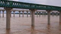 रौद्र रूप में चंबल नदी, खतरे के निशान को किया पार, प्रशासन ने किया अलर्ट जारी... देखें वीडियो