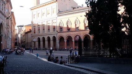 Aperti a Ferragosto, gli 'eroi' di un città in vacanza
