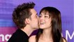 GALA VIDEO - PHOTO - Brooklyn Beckham et sa femme Nicola partagent un tendre baiser : les tensions avec Victoria oubliées