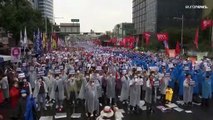 Protestos no centro de Seul exigem fim da cooperação militar entre Coreia do Sul e EUA