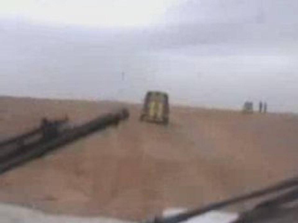 Meca Trelles 2 Barjot - le FILM du 4L Trophy 2008 - 19/02/08