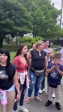 Desfile de autos antiguos: Multitudes en las calles para acompañar esta tradición-5