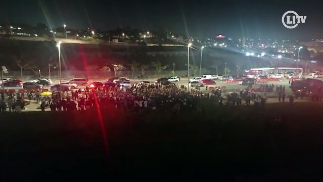 Torcida do Corinthians protesta após derby contra Palmeiras