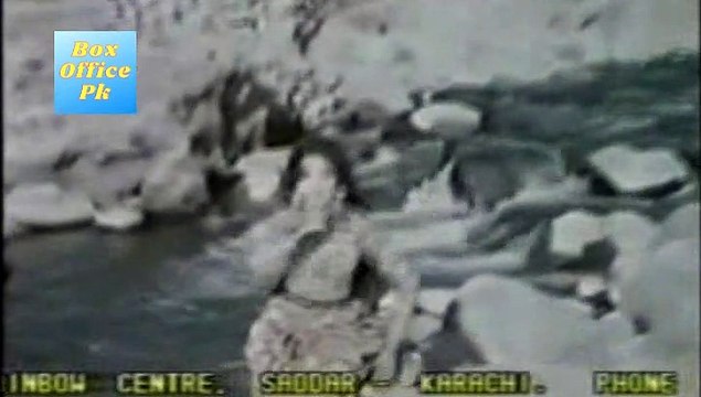 Bikhar Geye Baal, Badal Geyi Chaal - Runa Laila & Ivon Rafi - Film Roop Behroop (1971)