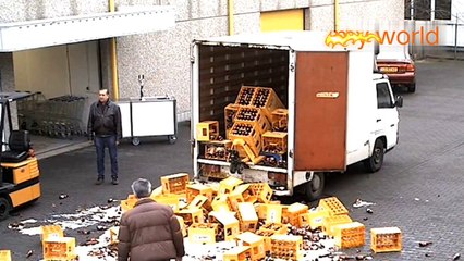 Funny and dangerous movement caught on camara