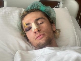 MALTEPE'DE KAYKAY ŞAMPİYONU MİLLİ SPORCUYA DAYAK