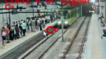 Download Video: Bursa'da faciadan dönüldü: Metronun önüne atladı, vatman son anda durdu