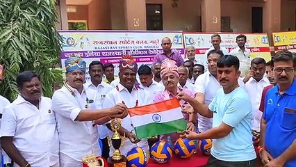 எனக்கு ஒரு டவுட் இருக்கு! ஆன்லைன் ரம்மிக்கும் அரசுக்கு கூட்டு? பகீர் கிளப்பும் ஆர்.பி.உதயகுமார்!