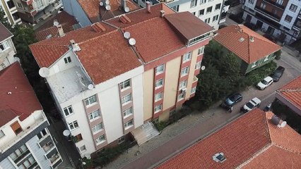 Avcılar’da çatlaklar oluşan iki bina tahliye edildi