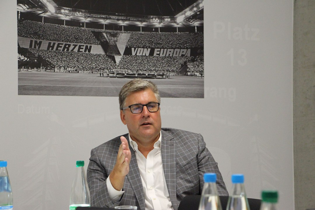 'Von der Wucht überrascht worden': Hellmann über Frankfurts Titel - und warum Geld nicht alles ist