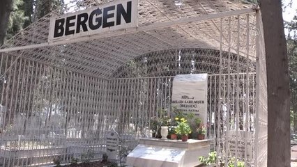 Şarkıcı Bergen, mezarı başında anıldı