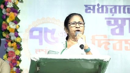 কেঁচো খুঁড়তে  তো গোখরো বেরিয়ে  যাবে: মমতা | Oneindia Bengali