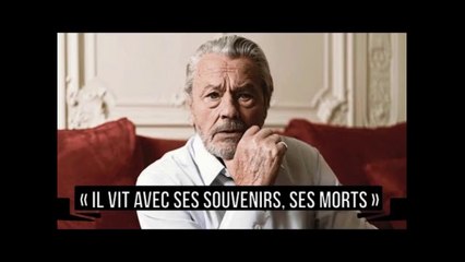 « Il vit avec ses souvenirs, ses morts » : les tristes confidences de Nathalie Baye sur Alain Delon