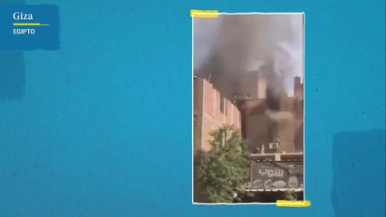 Los familiares de los afectados por el incendio en la iglesia de Egipto conmemoran a las víctimas