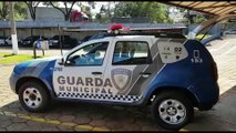 Homem é preso pela Guarda Municipal após mostrar o pênis para mulher na Av. Brasil