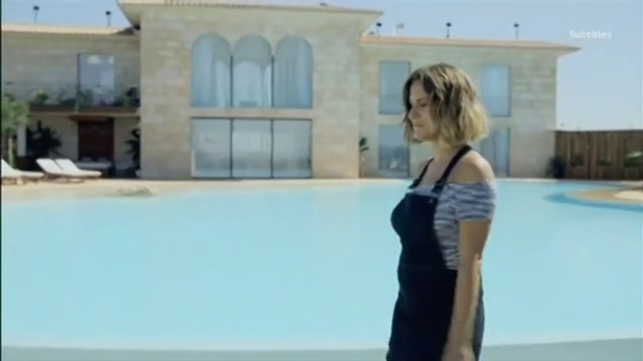 Love Island (2015) S1E1