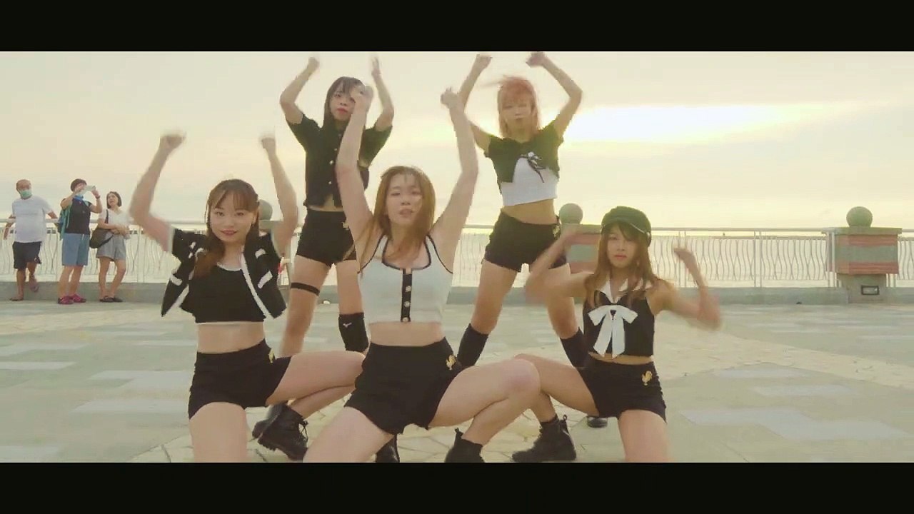 [KPOP IN PUBLIC] LE SSERAFIM (르세라핌) - 'FEARLESS' Dance cover by ForMuLa from Taiwan. #Kpopinpublic