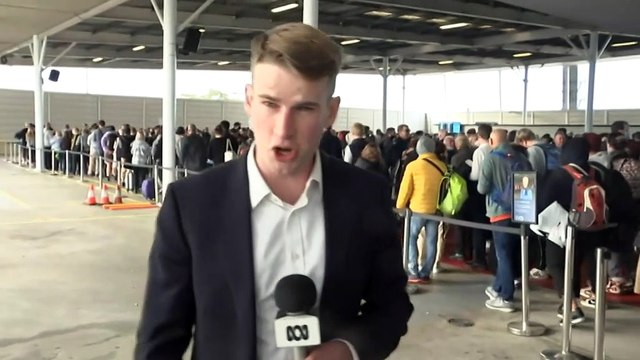 Long delays at Sydney airport with lengthy security lines
