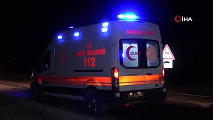 Kırıkkale'de iki otomobil çarpıştı: Aynı aileden 5 kişi yaralandı