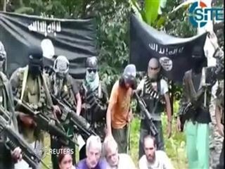 Disturbing video shows Philippines hostage appeal