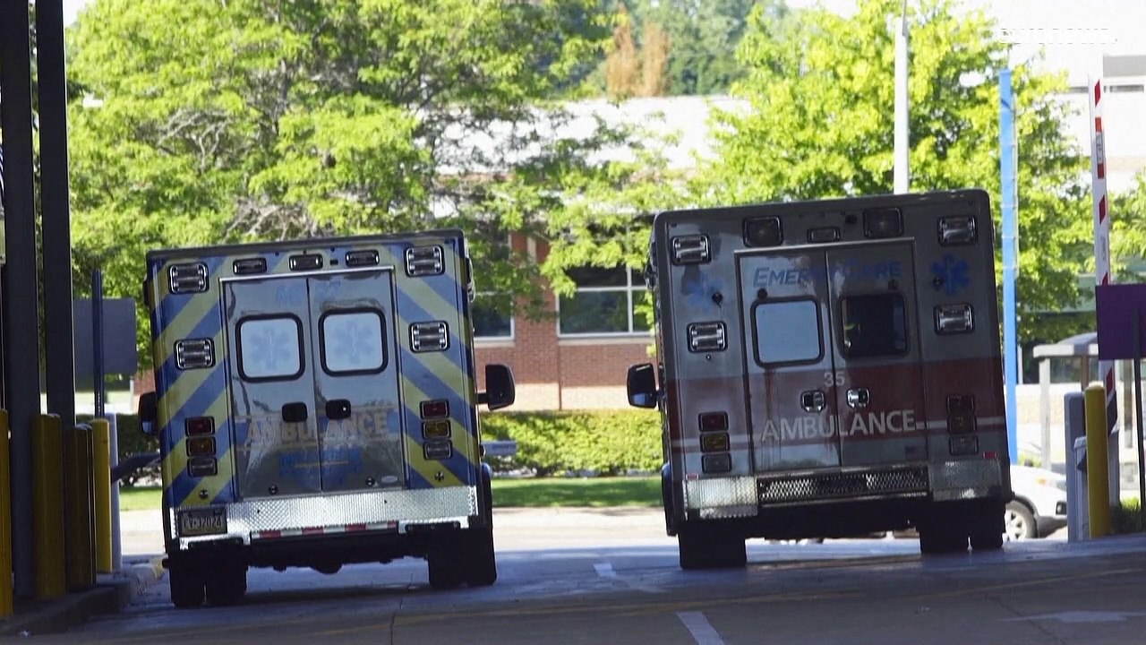 Attentat auf Salman Rushdie: Gesundheitszustand hat sich leicht verbessert