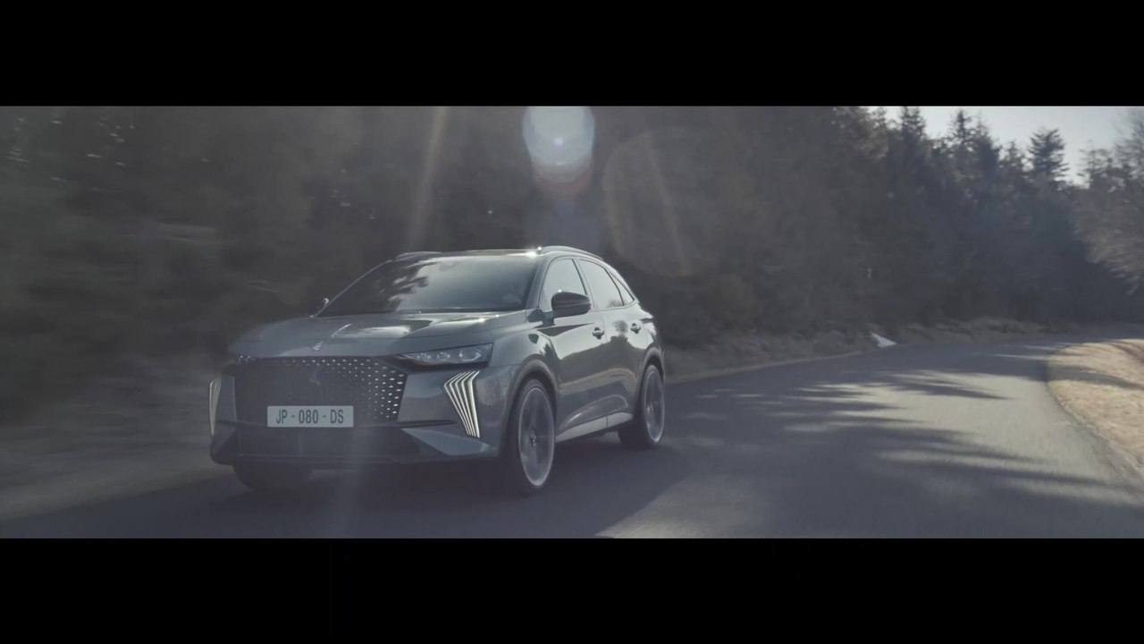 Der neue DS 7 - Sportlich oder elegant - Zwei Ausstattungen zur Wahl