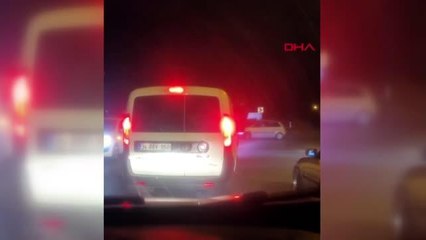 Son Dakika | İSTANBUL-SULTANBEYLİ'DE ASKER UĞURLAMA KONVOYUNDA DRİFT YAPTILAR; AMBULANSI ARALARINA ALDILAR