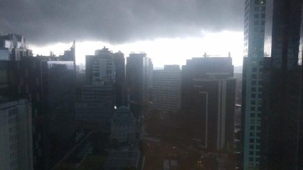 İstanbul'da gündüz saat 10:00 itibariyle akşam karanlığı