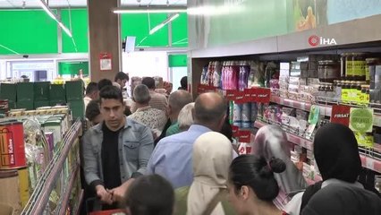 Vatandaşlar Tarım Kredi Kooperatif marketlerine akın etti