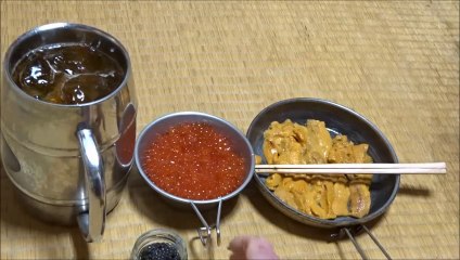 Japanese crazy man made a high-class highball [sea urchin, salmon roe, caviar]