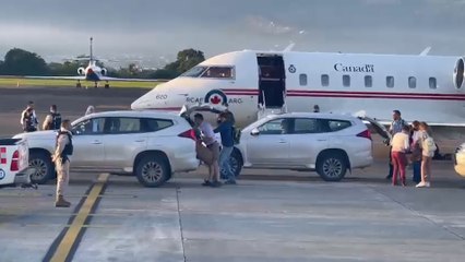 ext-avion-canada2-150822