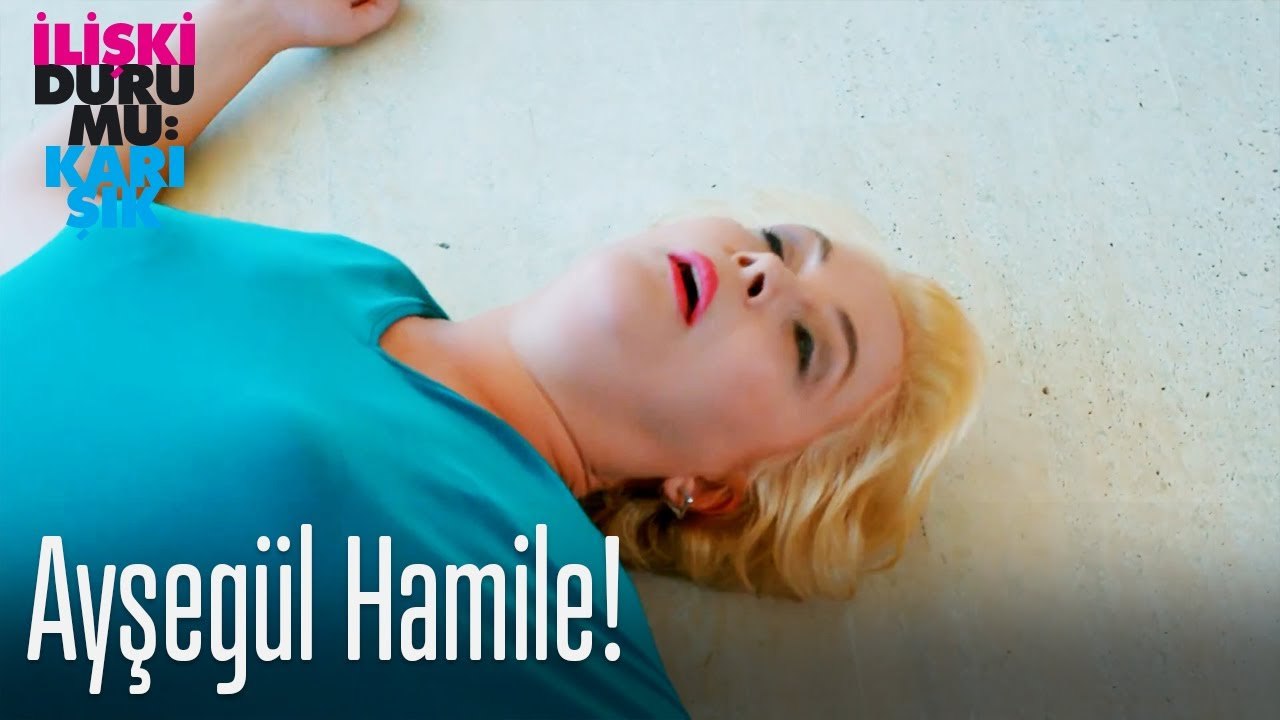 Ayşegül hamile!