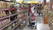 Son dakika haberi... Kırıkkale'de vatandaşlardan indirimli alışverişe yoğun ilgi