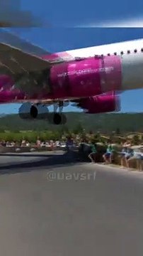 Wizz Air дал 100 000 бесплатных билетов для украинцев | Wizz Air дав 100 000 безкоштовних квитків для українців
