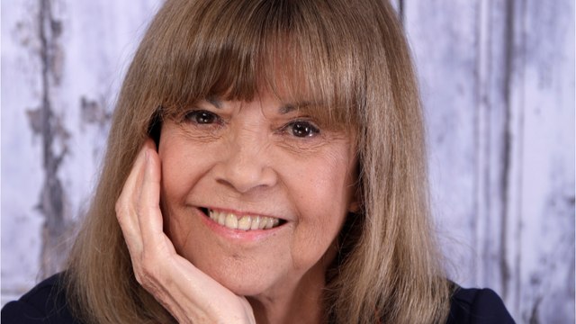 VOICI - Chantal Goya : 3 jours après les obsèques de son beau-frère, elle annonce le décès d’un être cher