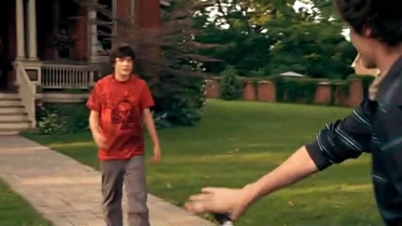 Mein Babysitter ist ein Vampir Staffel 1 Folge 1 HD Deutsch