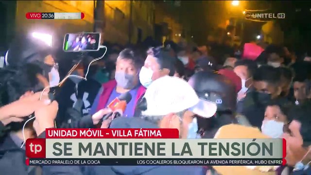 Policía se repliega y cocaleros deciden instalar una vigilia en Adepcoca tras diálogo fracasado