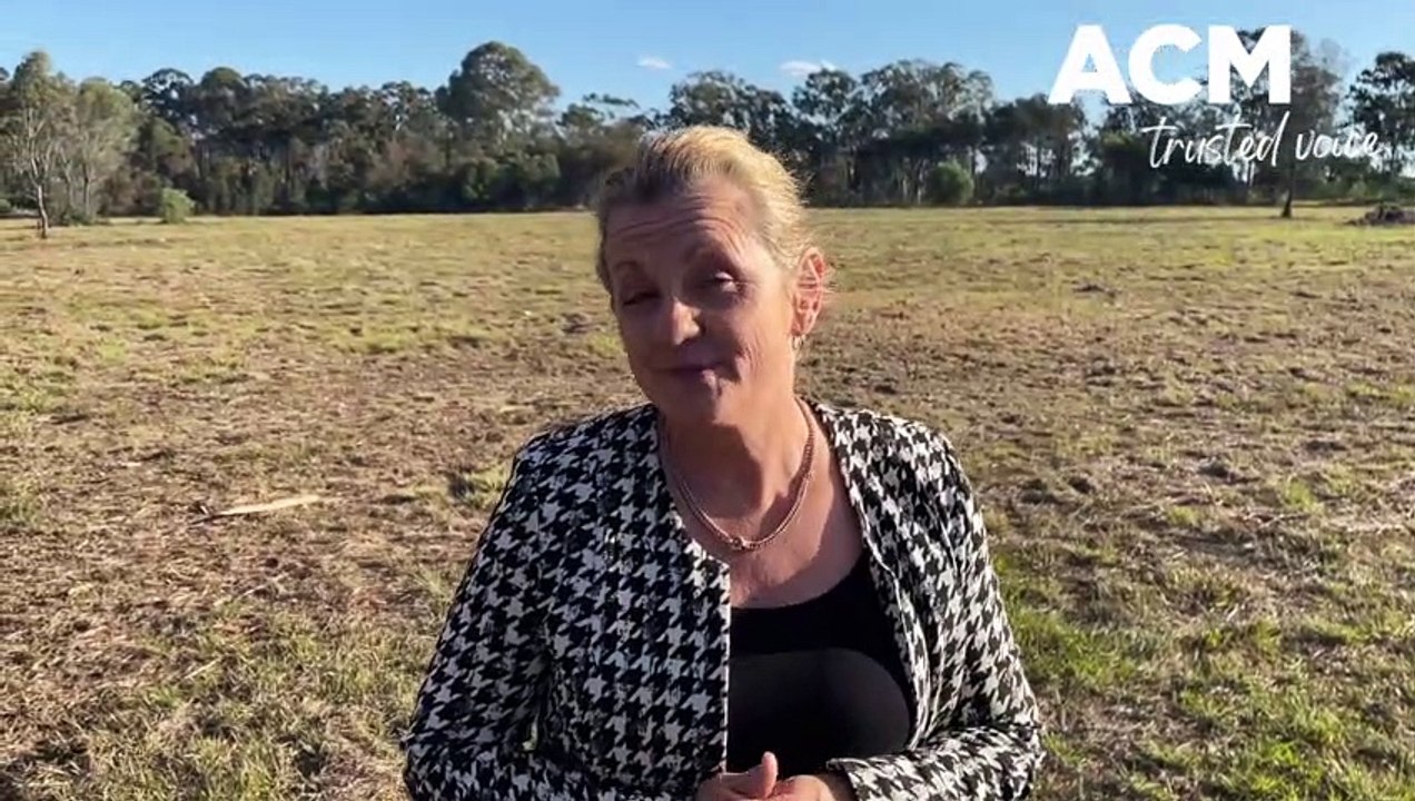 Mayor Karen Williams talks about lagoon and adventure play at Birkdale Community Precinct