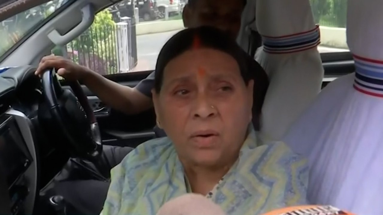 Bihar Politics : We are not afraid - Rabri Devi | CBI Raids | ABP News